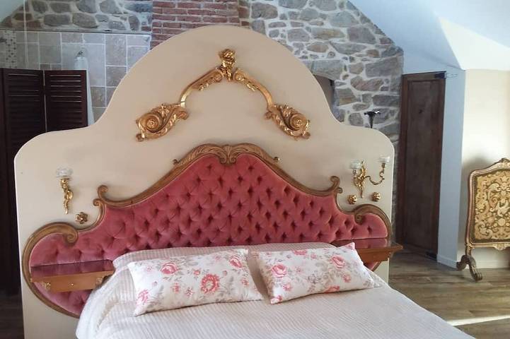 Typrad  maison de paludiers dans un village le charme de la pierre in Guérande, Côte d'Amour
