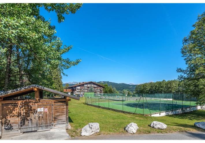 Chalet pour 4 personnes, avec bassin pour enfant ainsi que sauna et balcon, animaux acceptés à Megève - 4