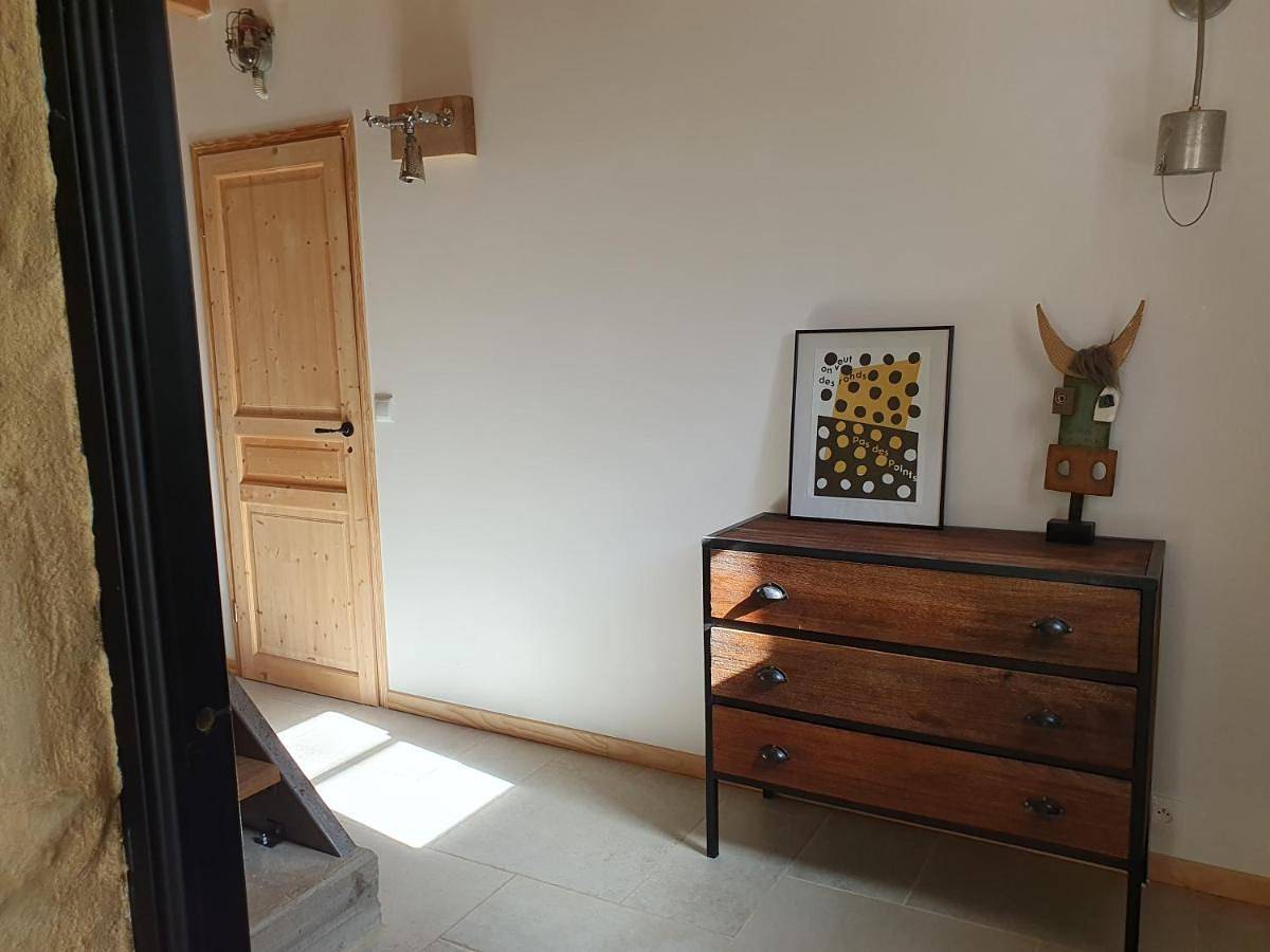 Double Room with Shared Bathroom in Courcemont, Sarthe