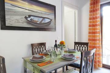 Vacation Rental for 10 Guests in Sorrento, Tyrrhenian Coast Campania, Picture 2