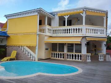 Chambre d’hôte pour 2 personnes, avec piscine ainsi que jacuzzi et jardin en Guadeloupe