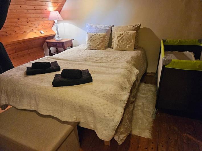 Location de vacances pour 4 personnes, avec vue ainsi que terrasse et jardin à Wirwignes - 3