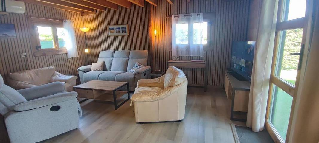 Gîte pour 6 personnes, avec balcon ainsi que piscine et jardin dans Plage de La Hume - 3