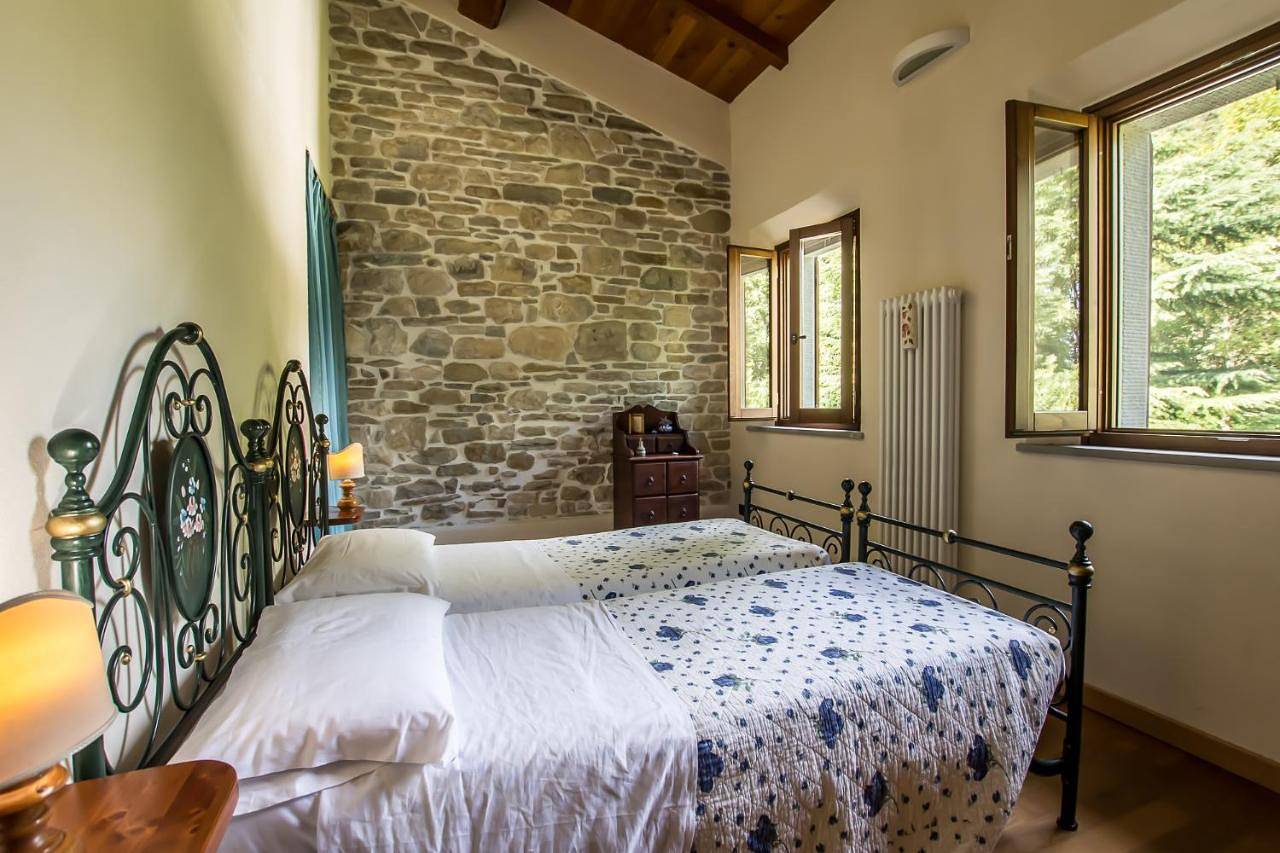 Double or Twin Room with Shared Bathroom in Bagno di Romagna, Provincia di Forlì-Cesena
