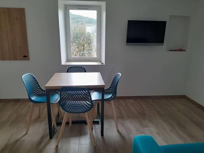 Gîte pour 4 personnes, avec terrasse à Gilhoc-sur-Ormèze - 3