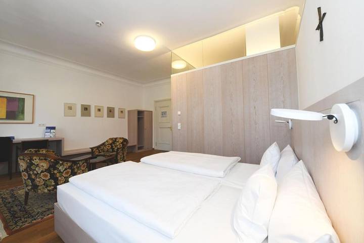 Hotel für 2 Personen, mit Terrasse und Garten in München Schwabing - 4