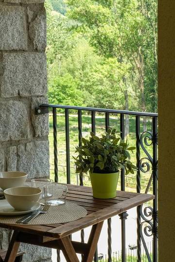 Gîte pour 6 personnes, avec vue et terrasse à Plan