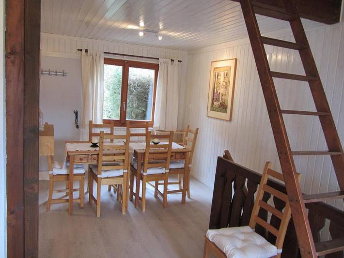 Gîte pour 6 personnes, avec Balcon et Terrasse ainsi que Jardin et Vue sur le lac à Monthey - 3