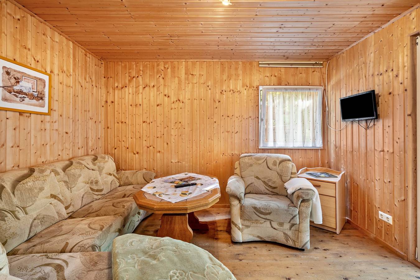 Bungalow '18 - Finnhütte' mit privater Terrasse und gemeinsamem Garten in Niesky, Oberlausitz-Niederschlesien
