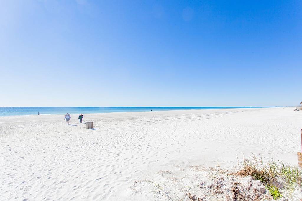 Ganze Wohnung, Beautiful Gulf Front Condo! Summit 627 in Panama City Beach, Emerald Coast