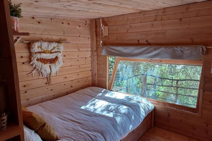 Cabane en bois pour 2 personnes, avec jardin et terrasse - 1