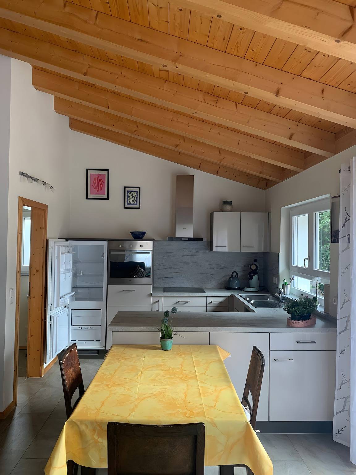 Ferienhaus „Haus Pluto“ mit privater Terrasse und Wlan in Deggenhausertal, Region Bodensee-Oberschwaben