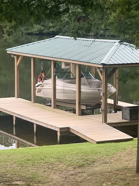 Waterfront - Lake Gaston Charming lakefront cottage in Lake Gaston