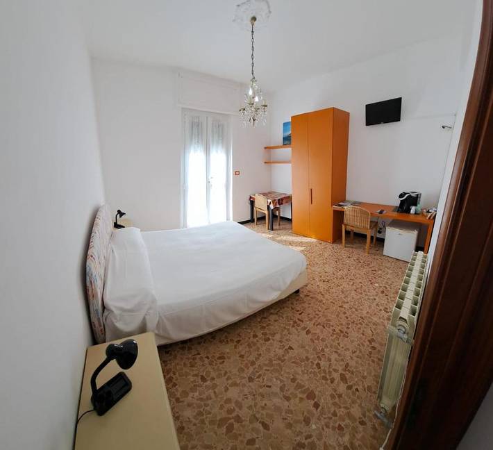 Casa vacanza per 2 persone, con Balcone e Terrazza nonché Giardino a Spotorno