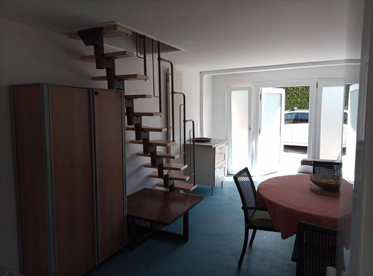 Ganze Wohnung, Pratofiorito Apartment in Caslano, Luganersee