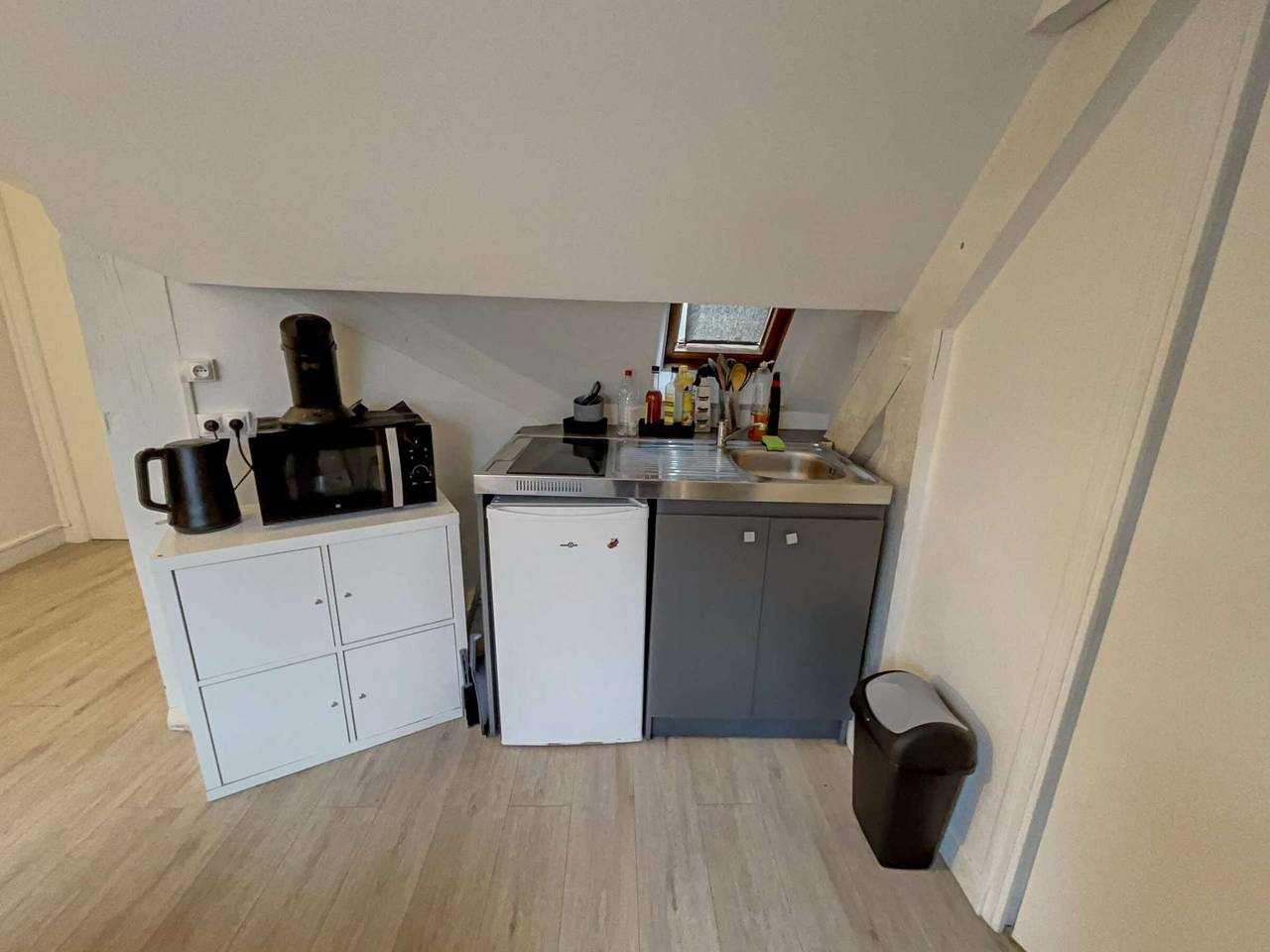 Ganze Wohnung, Außergewöhnliches Apartment im Herzen der Stadt in Reims, Marne