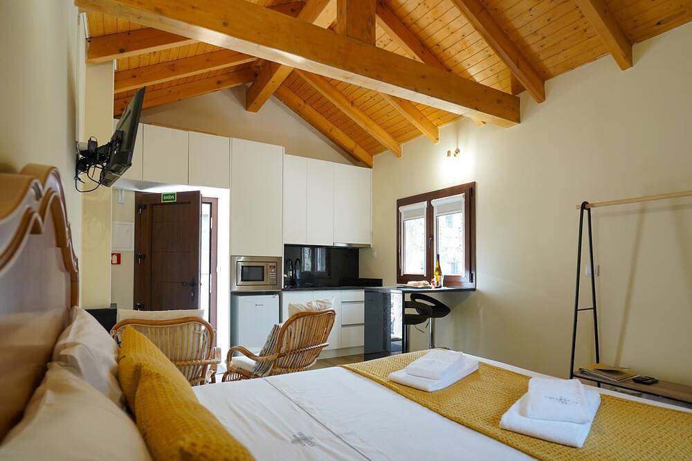 Refúgio da Rossaura | Assureira | Castro Laboreiro | Peneda Gerês National Park in Castro Laboreiro e Lamas de Mouro, Gerês