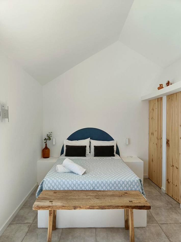 Ferienwohnung für 3 Personen, mit Balkon und Garten in Melides