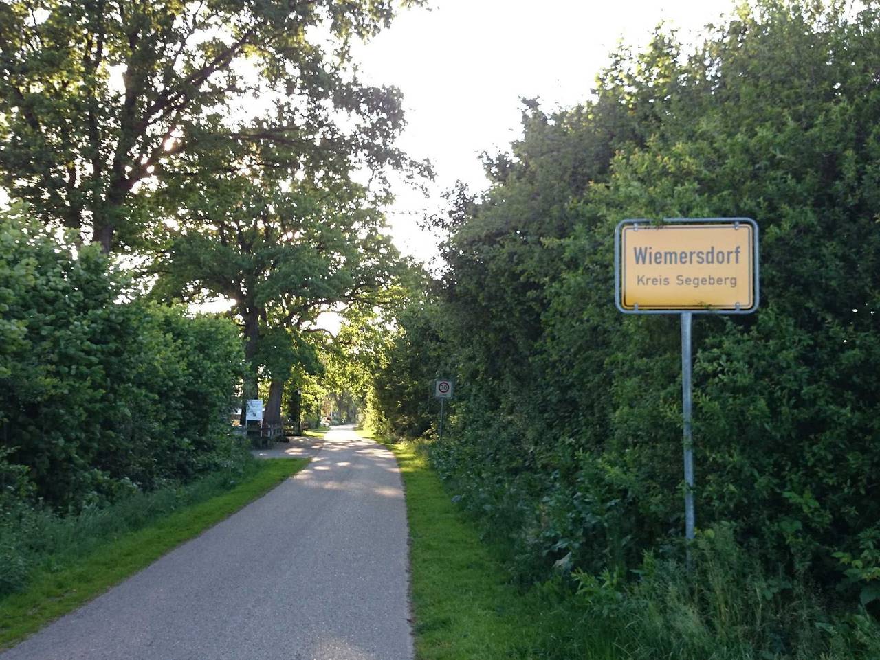 Ganze Ferienwohnung, Schöne Auszeit Ferienwohnung - Ferienwohnung in Wiemersdorf, Kreis Segeberg