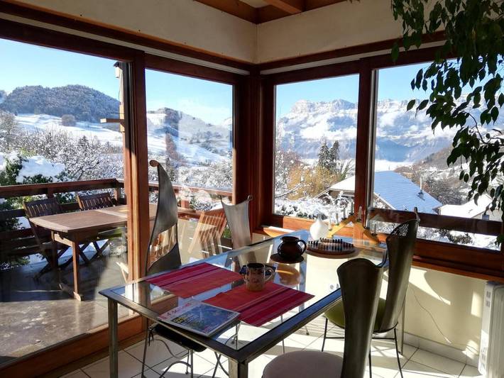 Chambre d’hôte pour 4 personnes, avec vue et jardin