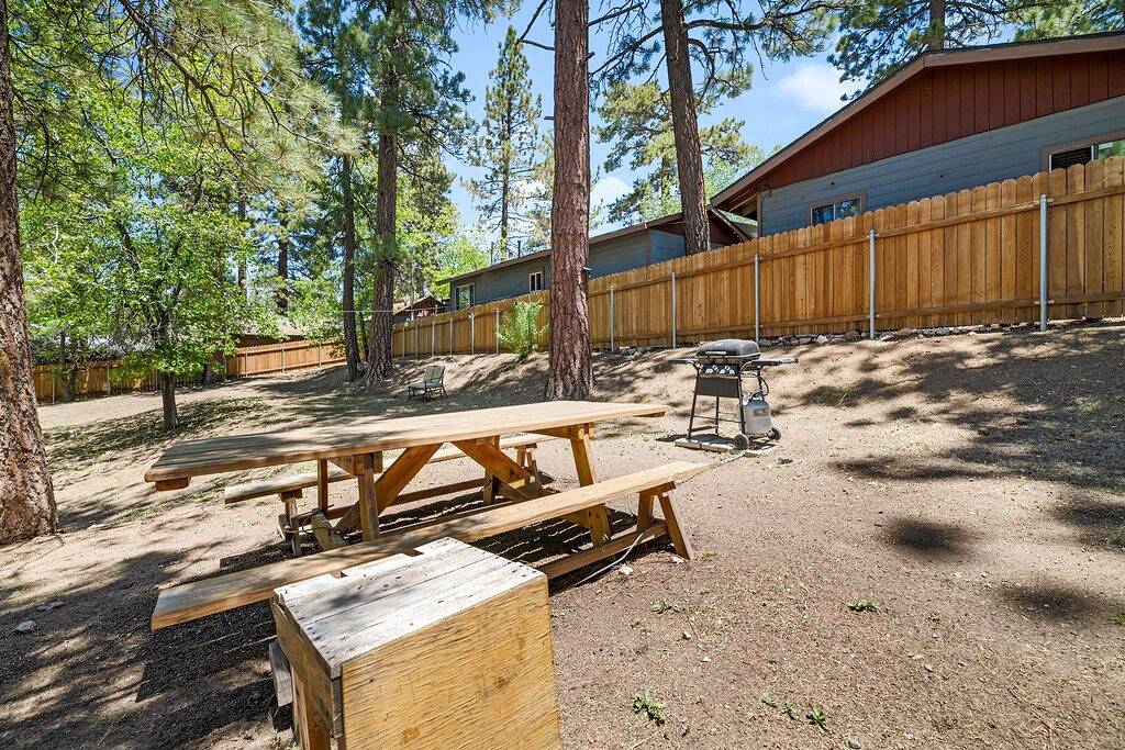 Highland Hideaway: 1 Br / 1 Ba-Haus in Big Bear Lake, 2 Schlafplätze in Big Bear Lake, San Bernardino County