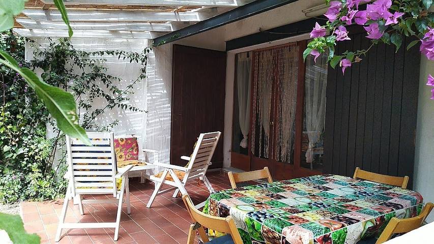 Ferienhaus für 5 Personen, mit Garten in Villasimius - 2