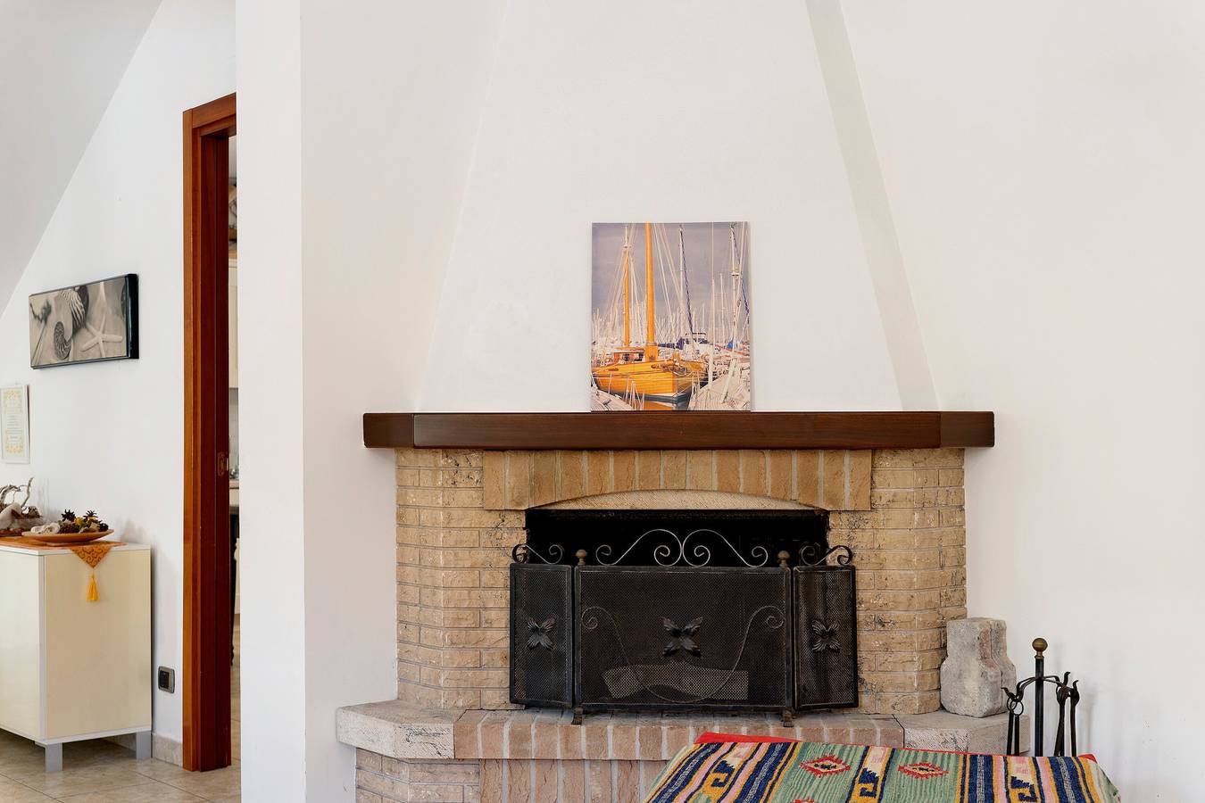 Entire apartment, Apartment 'Studio  Sicilia - 3pax' with Shared Pool, Shared Terrace and Wi-Fi in Marina di Ragusa, Ragusa