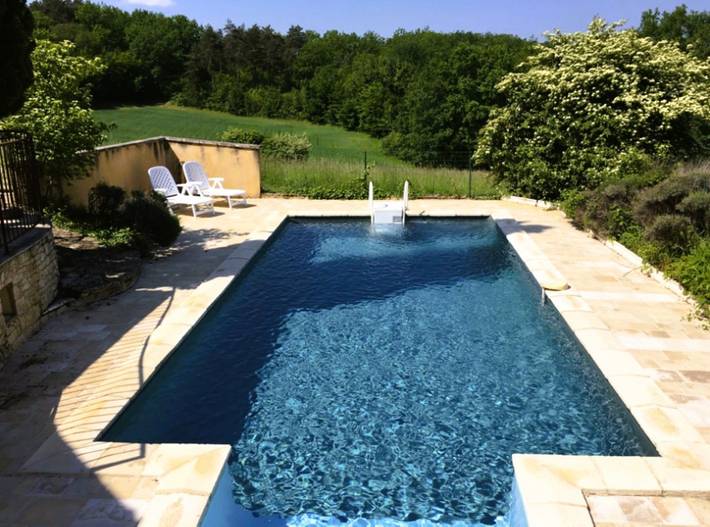 Gîte pour 8 personnes, avec piscine à Saint-Amand-de-Coly - 4