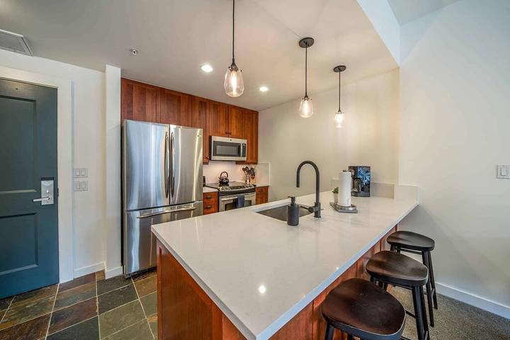 Vacation rental for 4 people, with balcony and hot tub in Snowmass Village