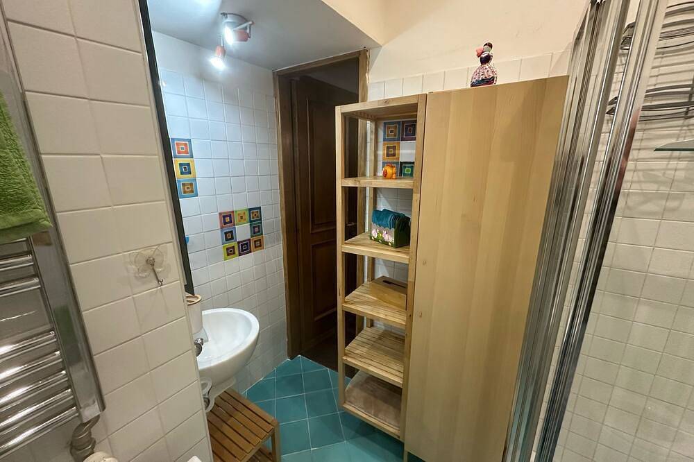 La Casa Di Fred in Ostia, Roma