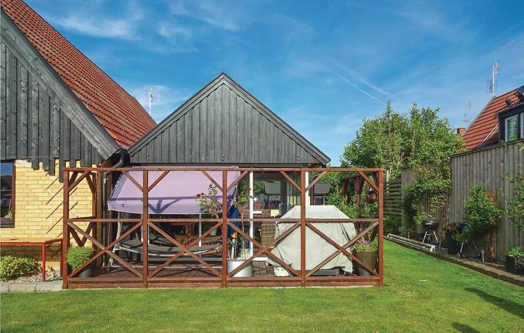 Ferienhaus für 12 Personen, mit Terrasse und Garten in Höganäs