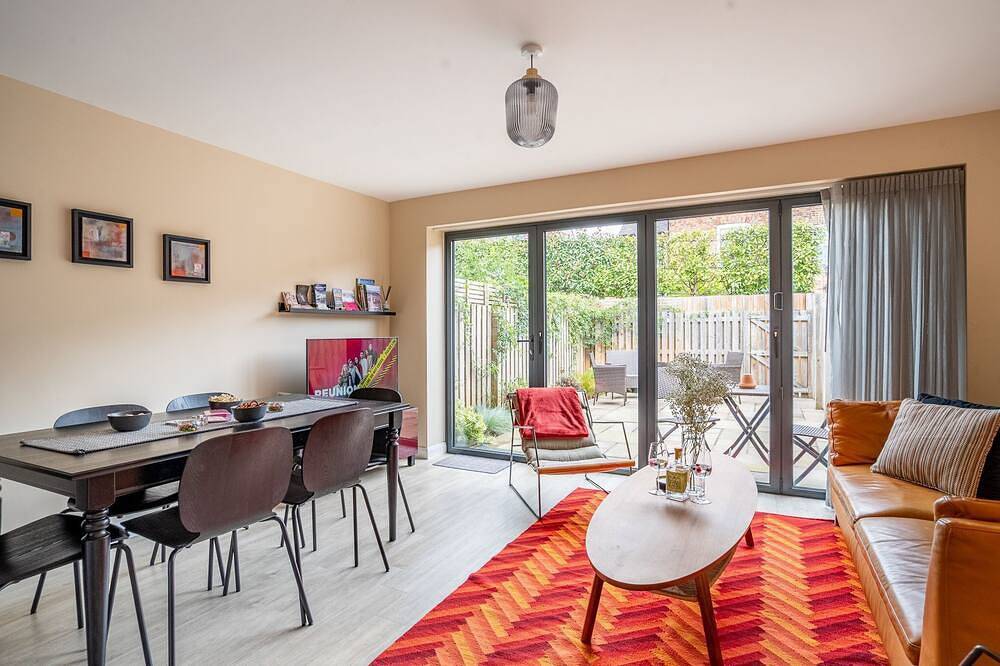 The Backyard N02 -  a family break that sleeps 6 guests  in 3 bedrooms in York, Yorkshire y Humber