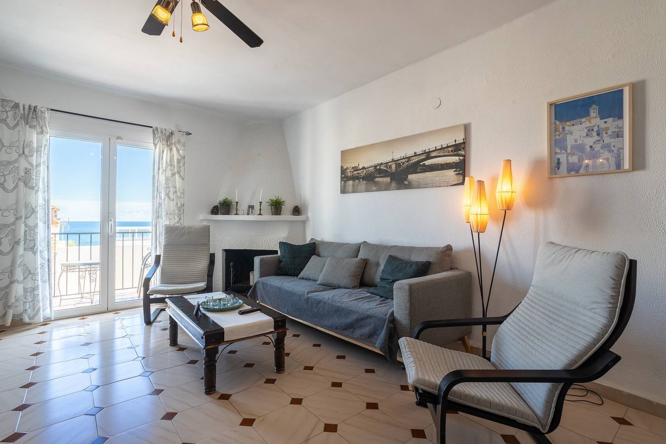 Plaza Cadiz Villa perto da Praia com Piscina Partilhada e Wi-Fi in Urbanización Punta Lara, Nerja