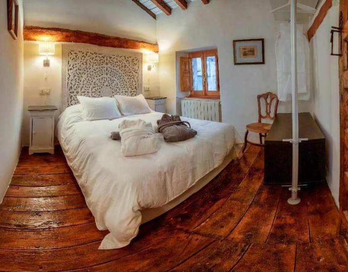 Geräumiges Landhaus 'La Chascona' – Kiefernwälder, Bergblick und ländlicher Charme in Pedrajas, Soria