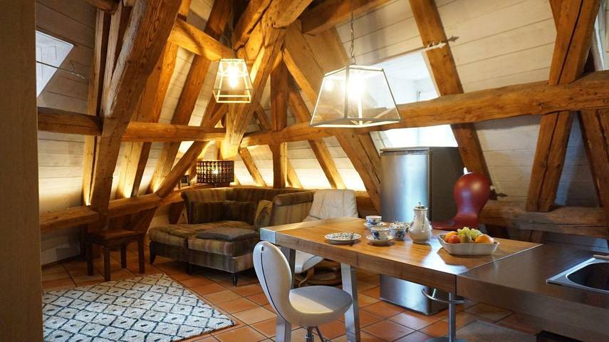Ganze Wohnung, Charmante Maisonette im Dachgeschoss – Altstadt Meersburg in Meersburg, Region Bodensee-Oberschwaben