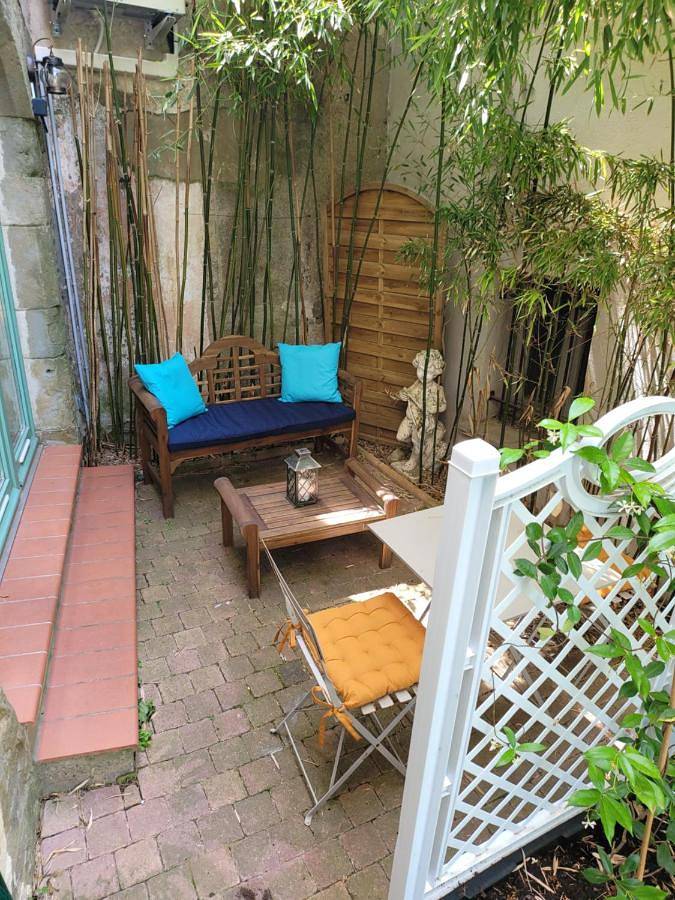 Location de vacances pour 2 personnes, avec jardin dans Cite Medievale - 2