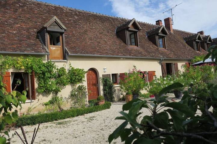 Gîte pour 2 personnes, avec jardin à Azay-le-Ferron - 4