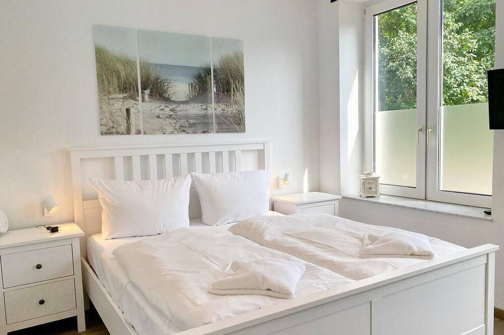 Ganze Wohnung, Groß Stresow - Ferienwohnung \"Vilm\", Eg links - Ferienappartement Vilm auf der in Groß Stresow, Putbus