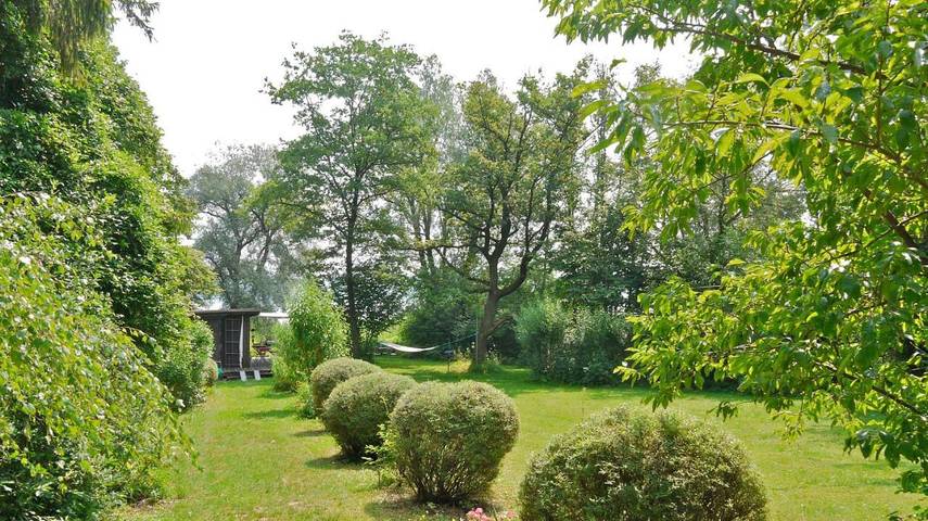 Ferienhaus für 3 Personen, mit Seeblick und Ausblick sowie Garten und Terrasse, mit Haustier am Ammersee