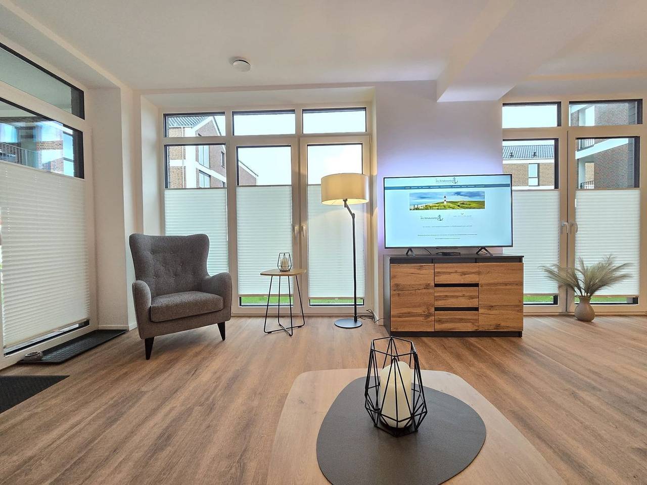 Ganze Wohnung, Komfortable Ferienwohnung Meeresrauschen mit Garten, Sauna und Haustier erlaubt in Norden, Norden und Umgebung