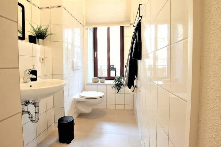 Ferienwohnung für 5 Personen, mit Balkon in Zoo Leipzig - 4