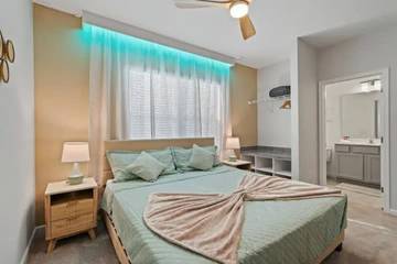 Vacation Rental for 15 Guests in Orange County (FL), Picture 4