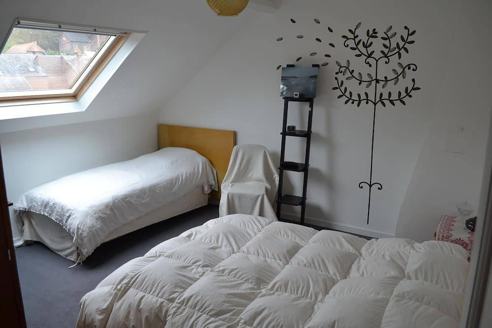 Maison De Charme à Dieppe de 130 m2 avec jardin pour 7  personnes in Dieppe, Région de Dieppe