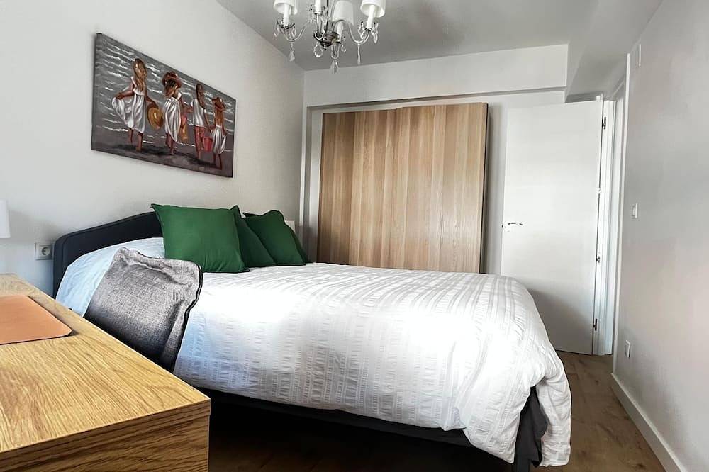 Entire apartment, Our apartment has been prepared to offer you an unforgettable stay. in Zamora, Zamora Province