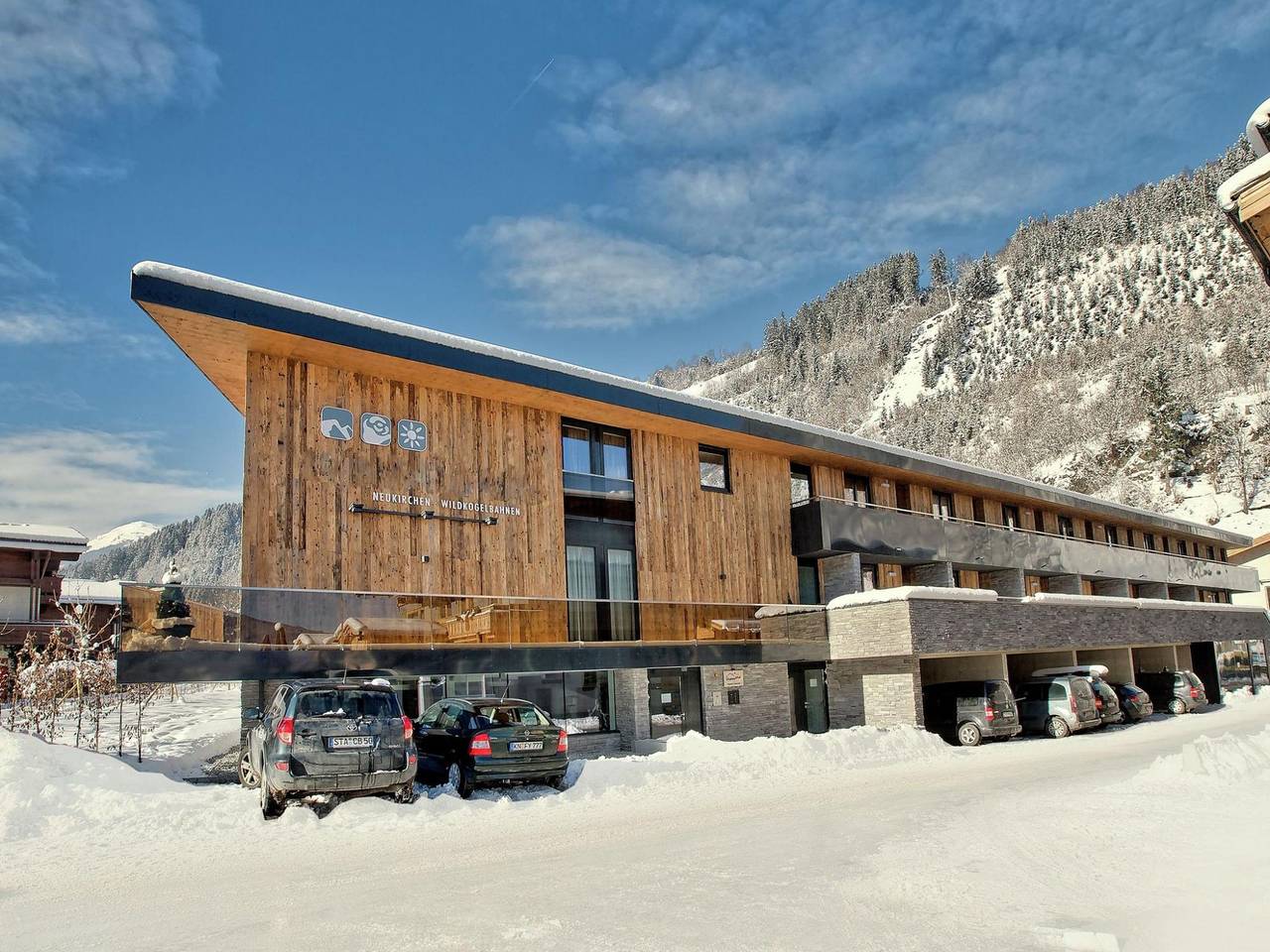 Ganze Wohnung, Beautiful apartment with garden, with access to sauna in Neukirchen am Großvenediger, Pinzgau