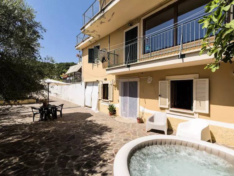 Geheel appartement, 2 kamers 4 personen in Roccagiovine, Provincie Rome
