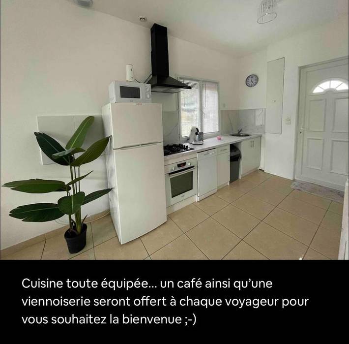 Location de vacances pour 8 personnes, avec piscine et terrasse à Villedaigne - 4