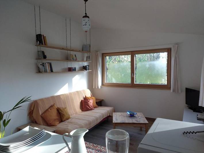 Appartement de vacances pour 4 personnes, avec vue sur le lac ainsi que vue et jardin