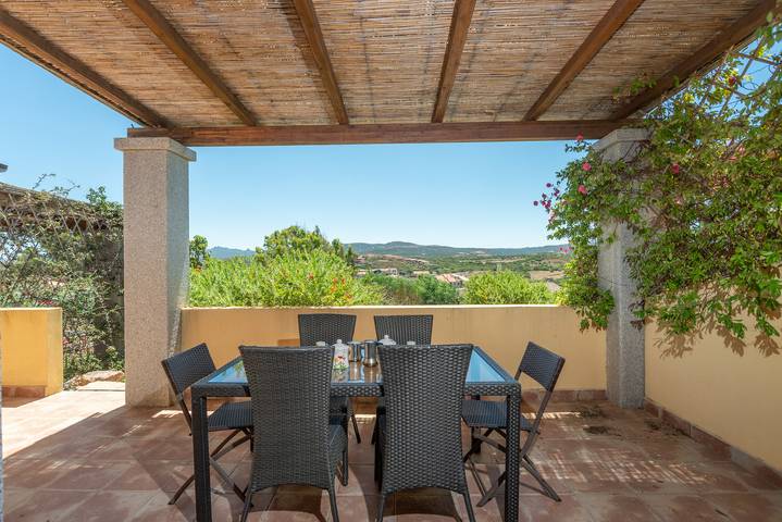 Casa vacanza per 5 persone, con giardino, con animali domestici in Santa Teresa Gallura
