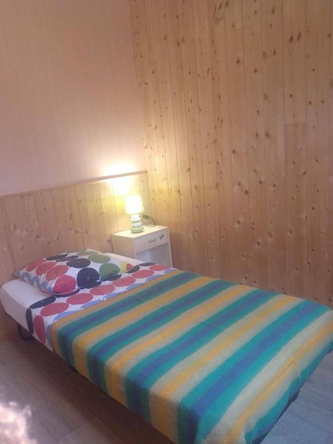 Location de vacances pour 7 personnes, avec jardin ainsi que vue et terrasse à Bretagne-d'Armagnac - 4